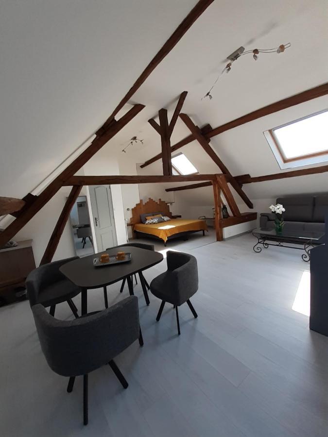 La Bonne Adresse Bed & Breakfast Val de Livre Eksteriør bilde